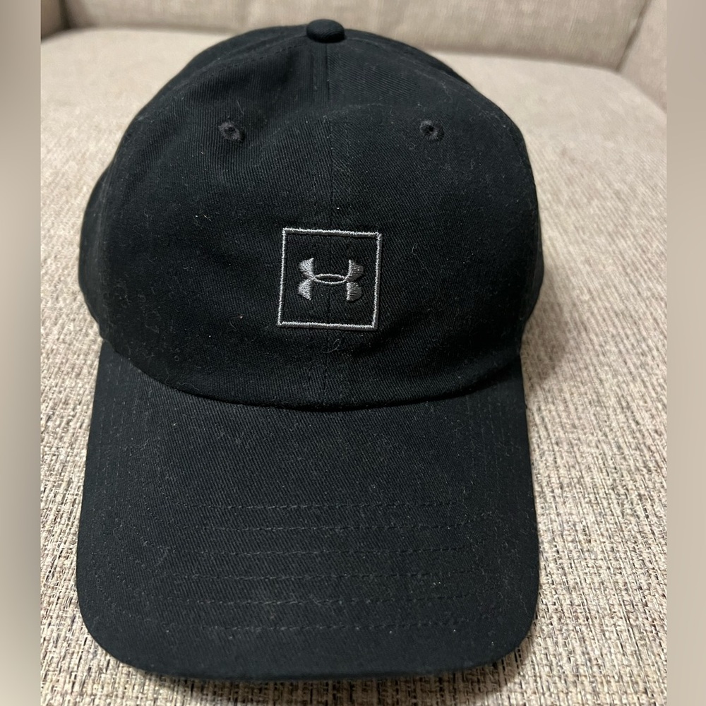 Under Armour hat
